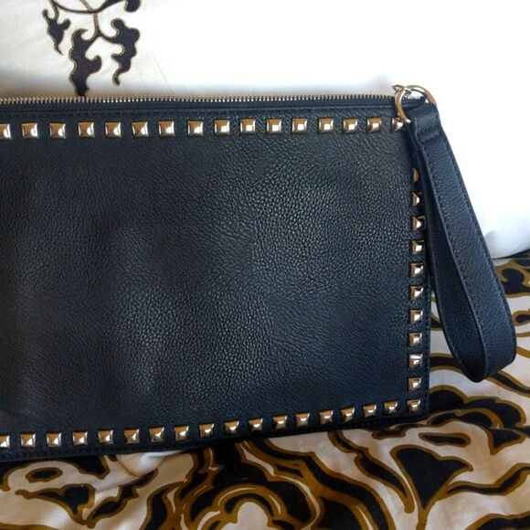 Carlos Santana Black Clutch With Silver Studs - Picture 11 of 16